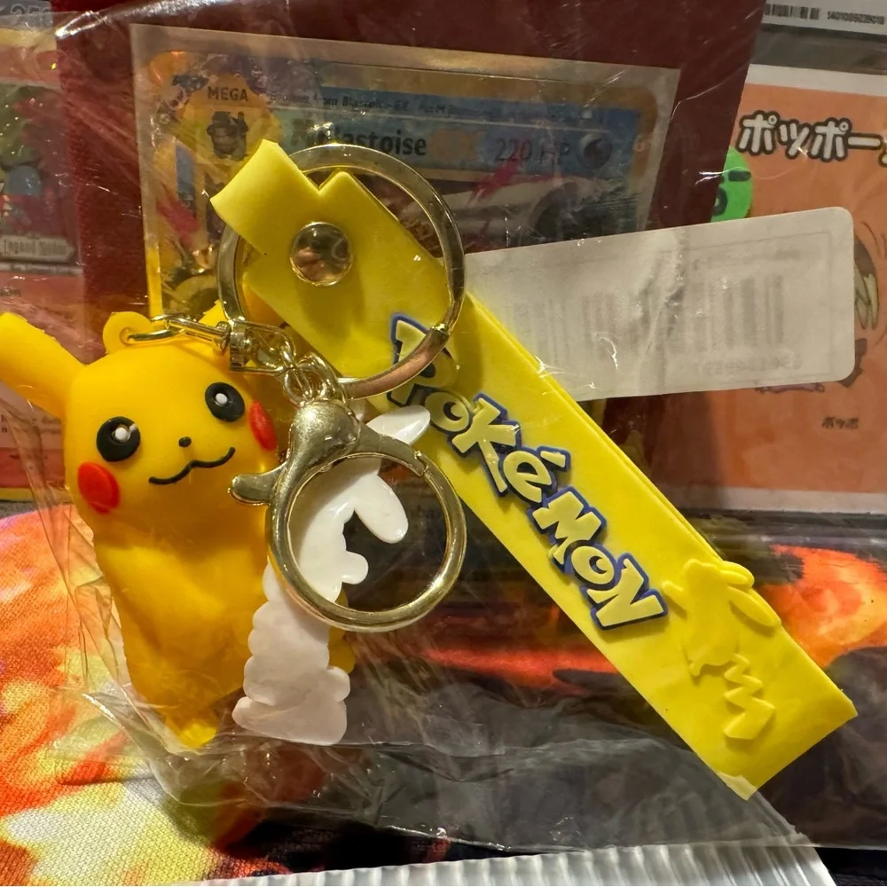 POKÉMON KEYCHAINS CHOICE OF ONE POKÉMON